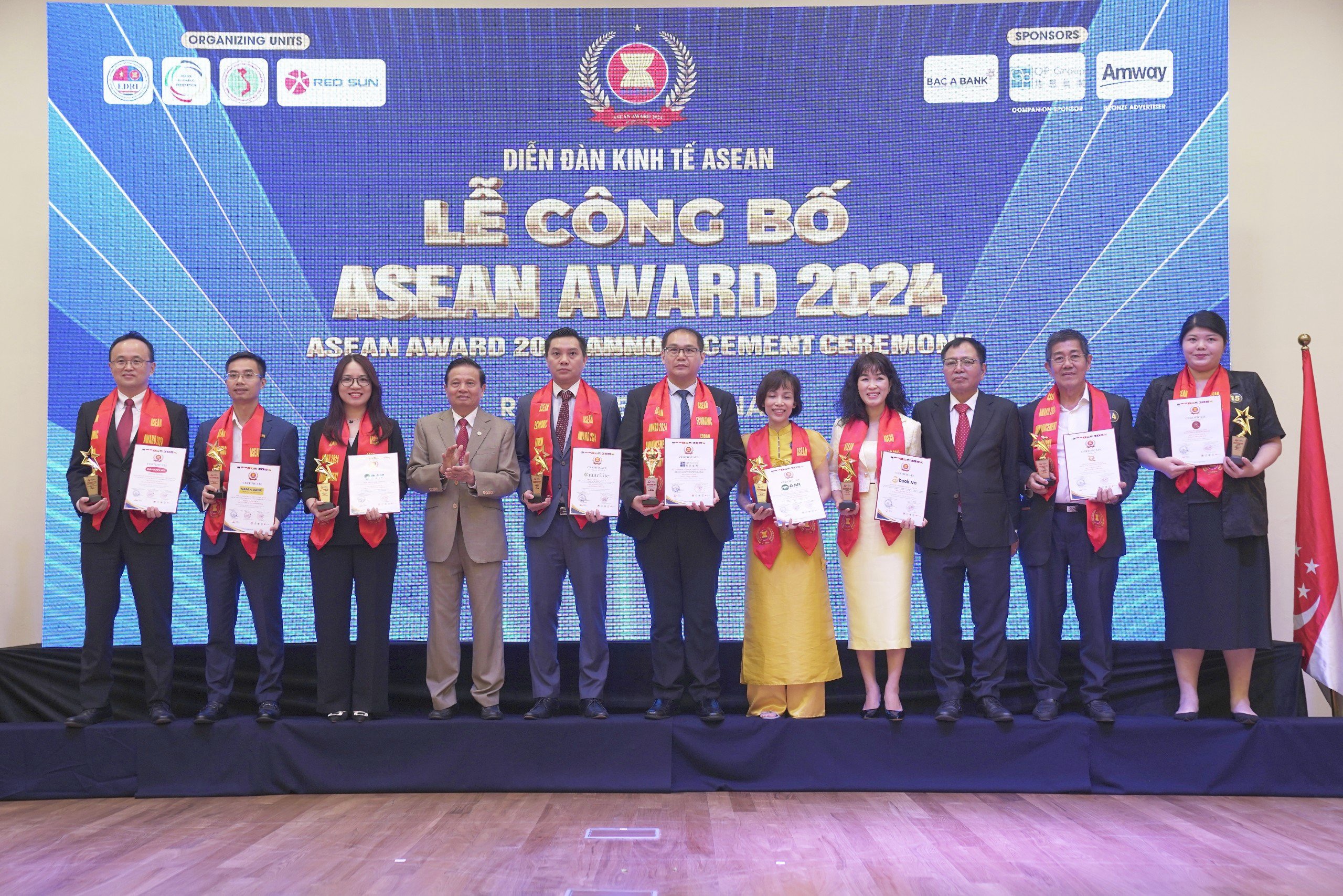 Dai-ichi Life Việt Nam nhận danh hiệu “Top 10 Doanh nghiệp Tiêu biểu ASEAN 2024”